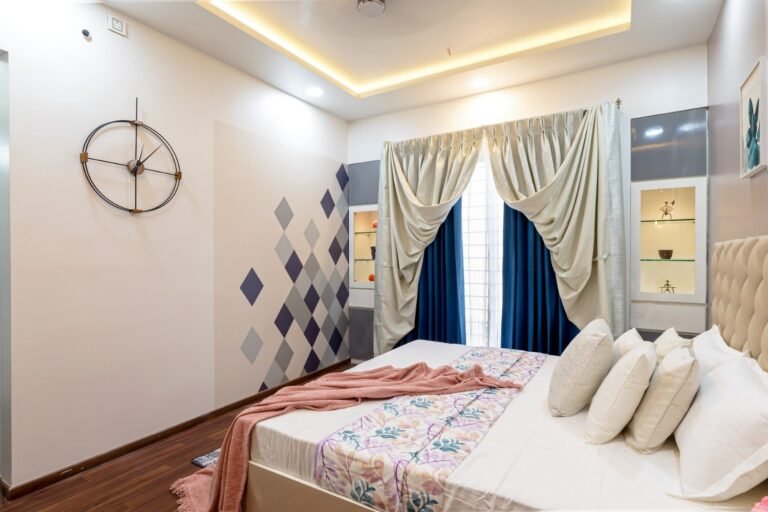 Curtain and Lighting Tips for a Warm Home (1)